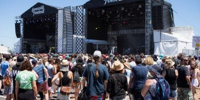 Image of a crowd at Laneway Festival