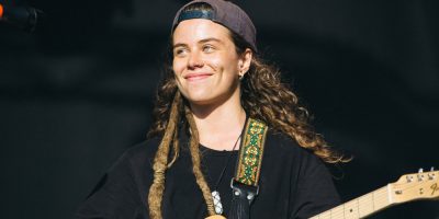 Tash Sultana performing live