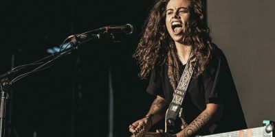 Tash Sultana performing live