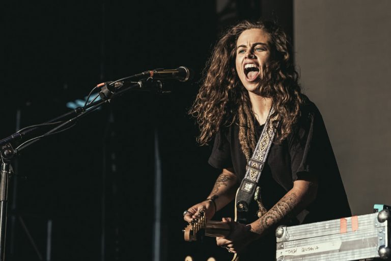 Tash Sultana performing live