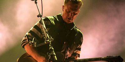 Josh Homme plays live