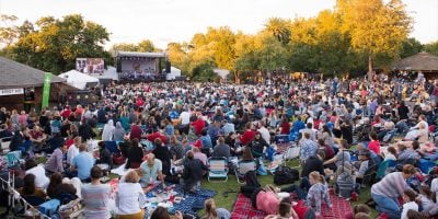 Image of a crowd at Melbourne Zoo Twilights