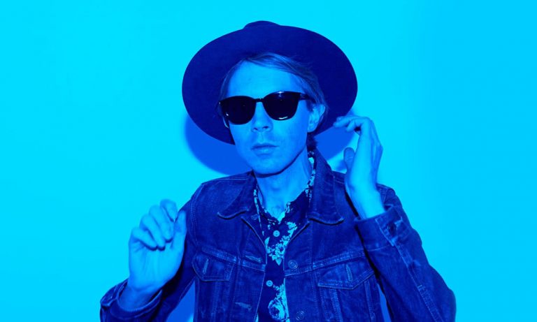 Beck in shades of blue