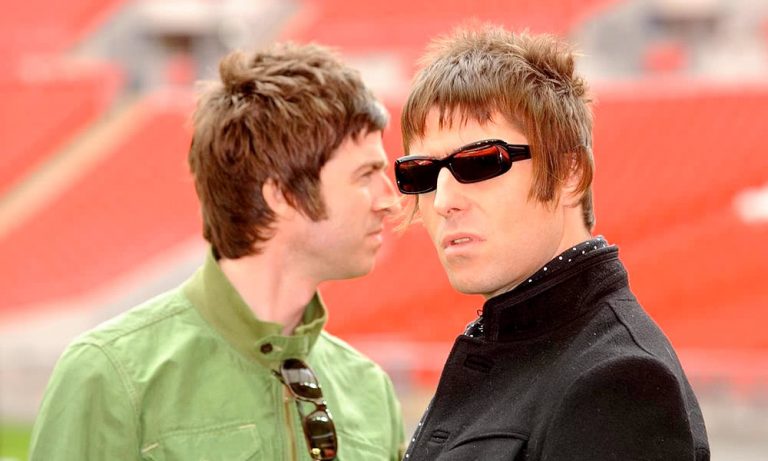 Liam and Noel Gallagher of Oasis