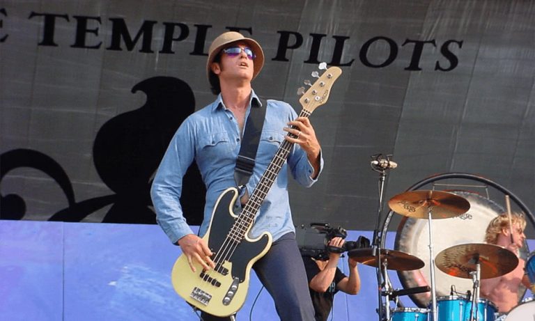 Robert DeLeo of Stone Temple Pilots performing live