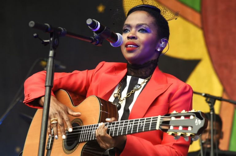 R&B/soul legend Ms. Lauryn Hill performing live