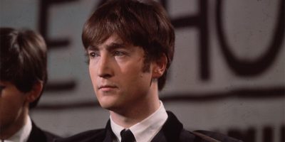Image of John Lennon, frontman of The Beatles.
