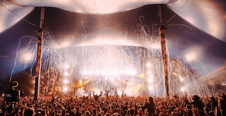 The Groovin the Moo stage, shot by Mackenzie Sweetnam