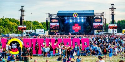 Live performing at the 2017 edition of PinkPop