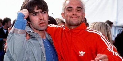 Oasis' Noel Gallagher and Take That's Robbie Williams at Glastonbury in 1995.
