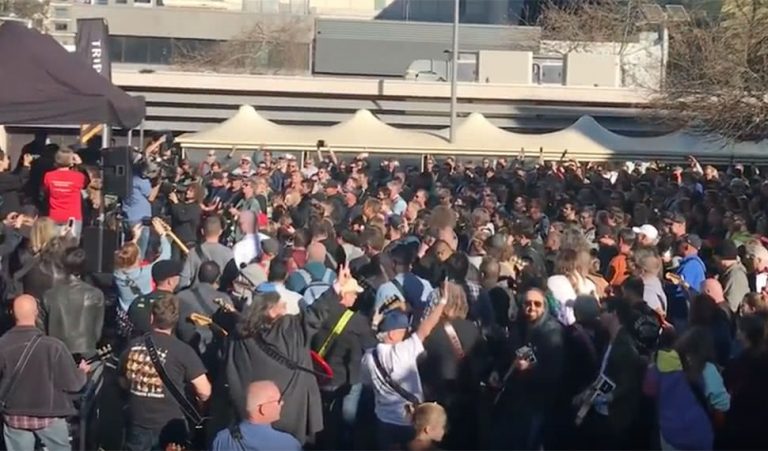 World record attempt participants at the Sydney Guitar Festival.