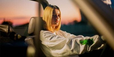 Austrian rapper/producer Mavi Phoenix in the video for 'Ibiza'