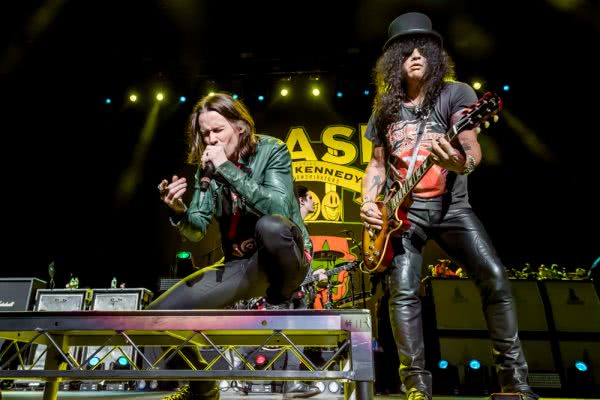 slash feat myles kennedy and the conspirators