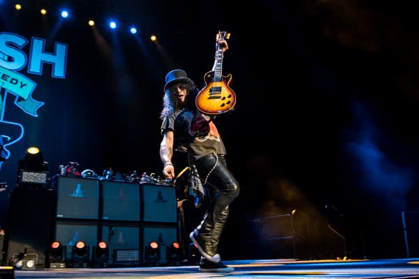 slash feat myles kennedy and the conspirators