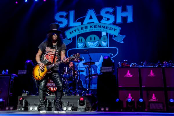 slash feat myles kennedy and the conspirators