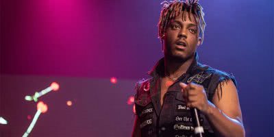 Image of US rapper Juice WRLD playing live