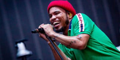 Acclaimed rapper Anderson .Paak performing live
