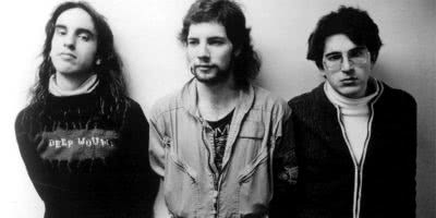 Iconic alt-rockers Dinosaur Jr.