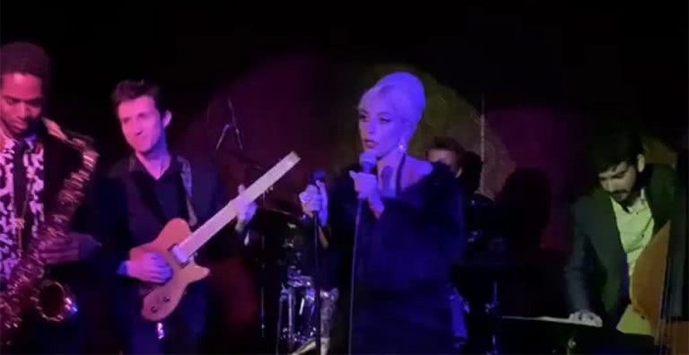 Lady Gaga covering Frank Sinatra in Los Angeles