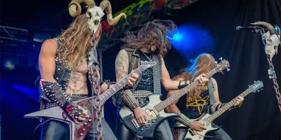 Metal outfit Destroyer 666 performing live