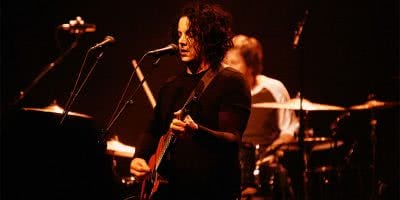 Jack White of The Saboteurs performing live in Melbourne