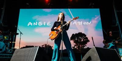 Angie McMahon at Groovin The Moo