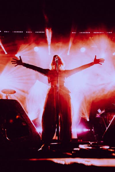 Aurora at Groovin The Moo