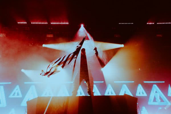 Flosstradamus at Groovin The Moo