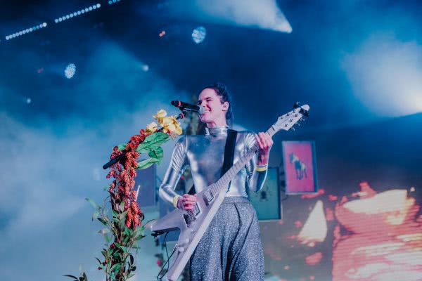 SOFI TUKKER Groovin The Moo