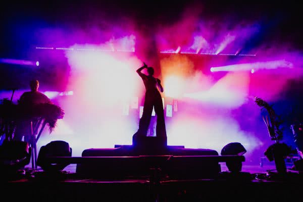 SOFI TUKKER Groovin The Moo