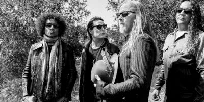 Image of grunge rock icons Alice In Chains