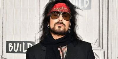 Nikki Sixx, Bret Michaels, random woman love triangle