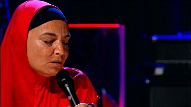 Image of Sinéad O'Connor performing on 'The Late Late Show'