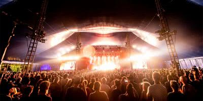 Image of an audience at Bluesfest Byron Bay