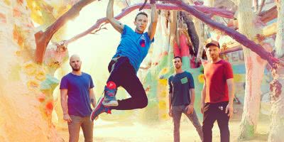 Peta has urged Coldplay to only serve vegan food at their concerts