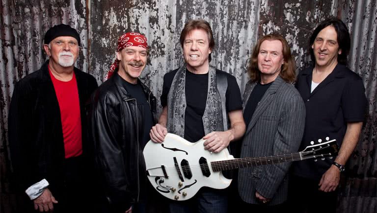 Image of US rock outfit George Thorogood & The Destroyers