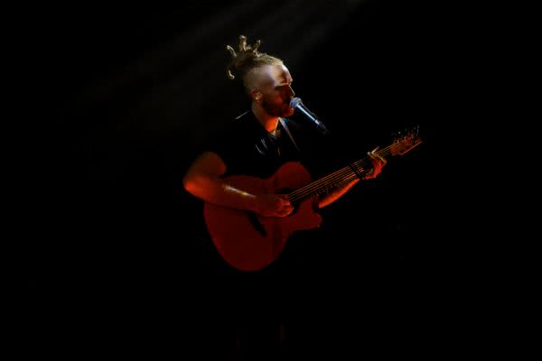 Newton Faulkner