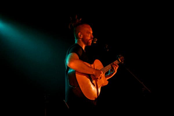 Newton Faulkner