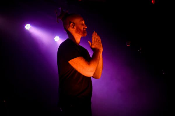 Newton Faulkner