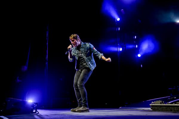 Rob Thomas