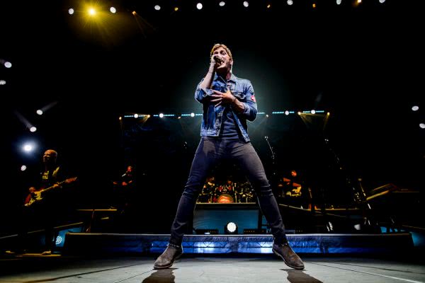 Rob Thomas