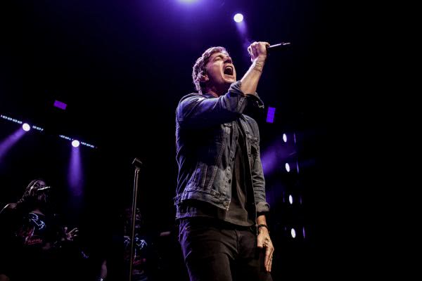 Rob Thomas