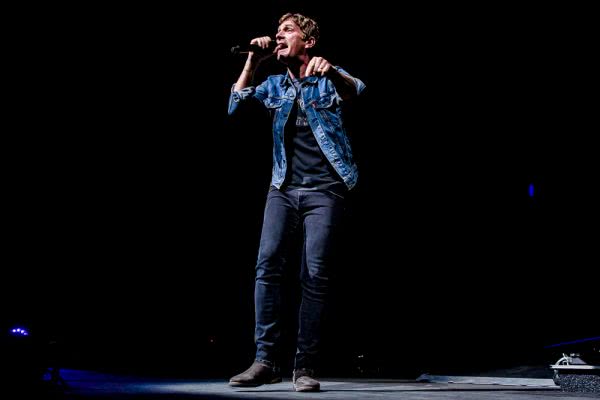Rob Thomas