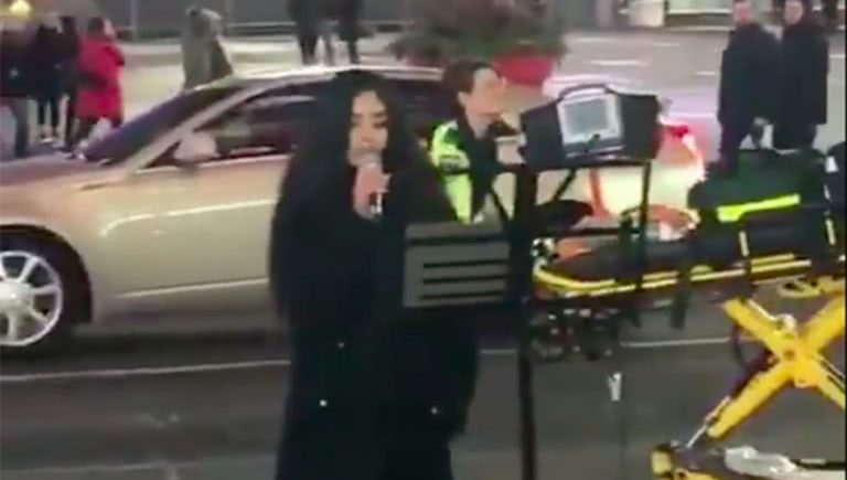 Mariah Carey Stretcher