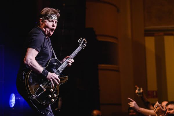 George Thorogood & The Destroyers