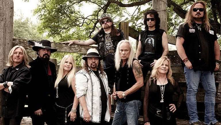 Image of US rock outfit Lynyrd Skynyrd