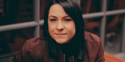 English X-Factor Star Lucy Spraggan