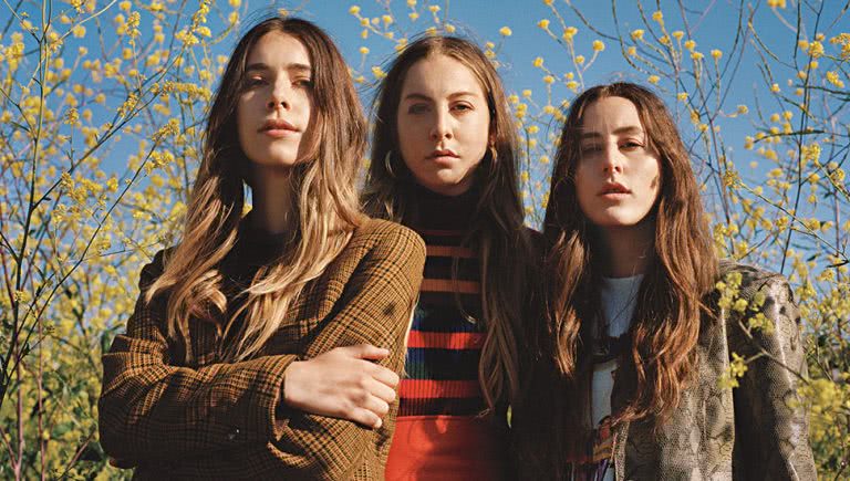 Adam Sandler really loved Haim's cover of his "Hanukkah Song"