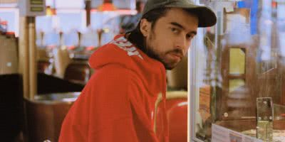 Sandy Alex G