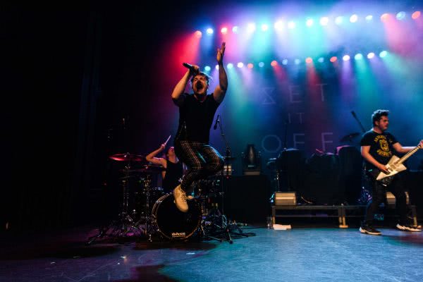 Set It Off